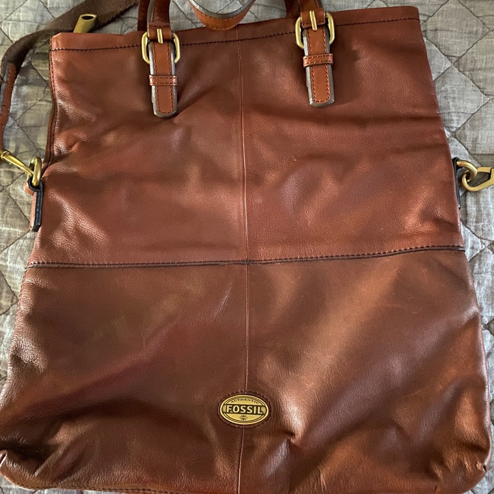 Fossil purse